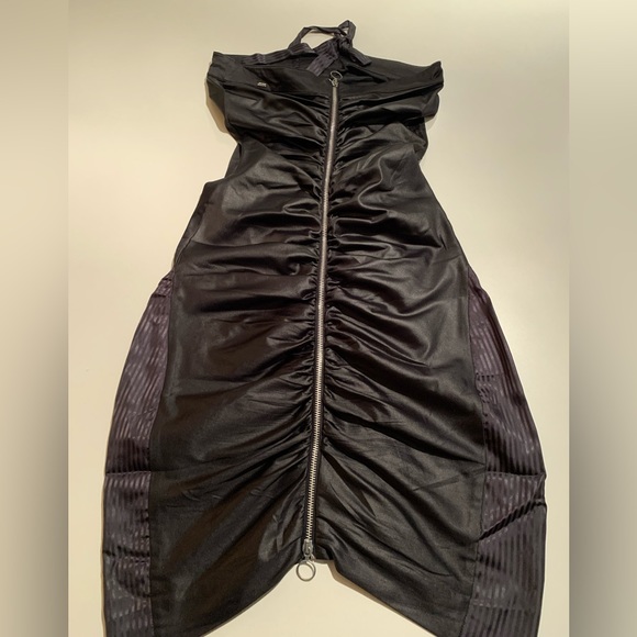 Mini dress - Picture 2 of 3